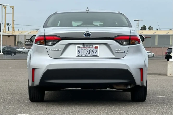 $23983 : Toyota Corolla Hybrid 2023 S image 4