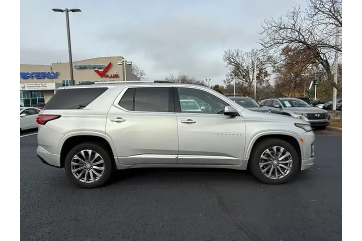 $31995 : Chevrolet Traverse 2022 4x4 image 8