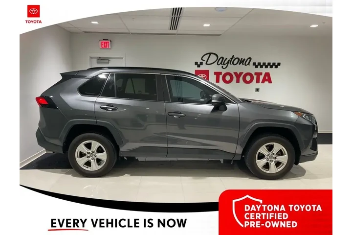 $26500 : Toyota RAV4 2021 XLE 4dr SUV image 8