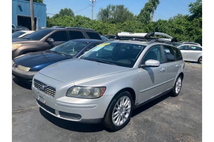 $6550 : 2007 V50 2.4i image 1