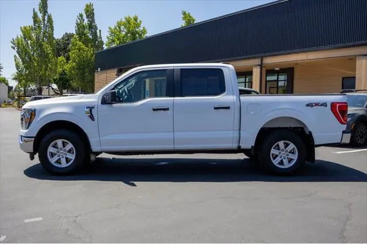 $41995 : Ford F-150 2023 4x4 XLT 4dr image 10
