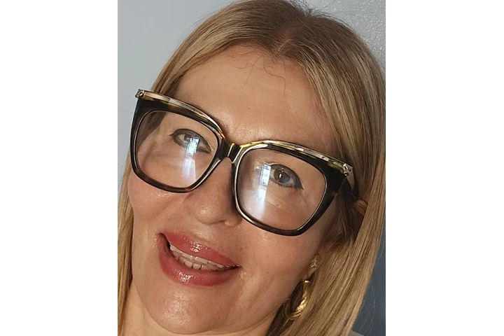 Señora sexy image 1