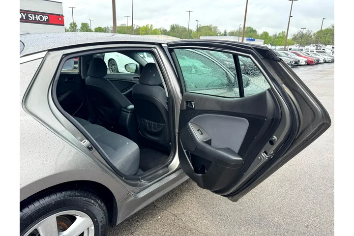 $8980 : 2015 Optima 4dr Sdn LX image 9