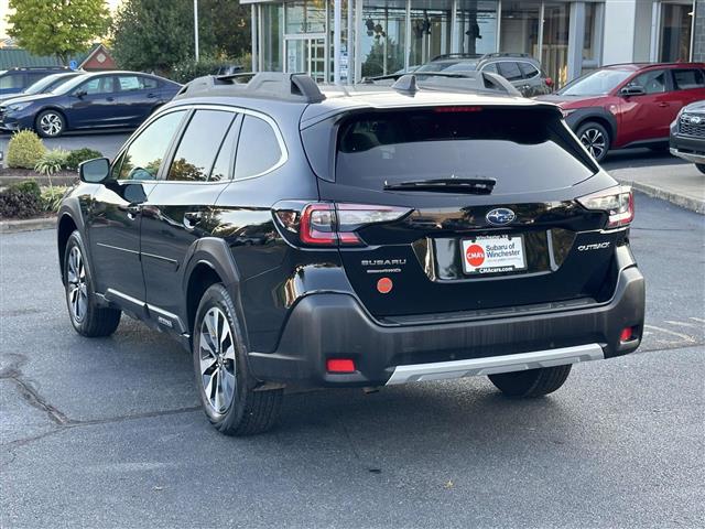 $40112 : PRE-OWNED 2024 SUBARU OUTBACK image 4