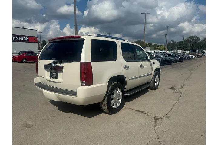 $7980 : 2007 Escalade AWD 4dr image 2