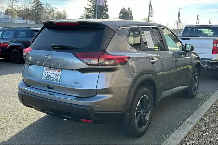$24990 : Nissan Rogue 2025 AWD SV 4dr image 3