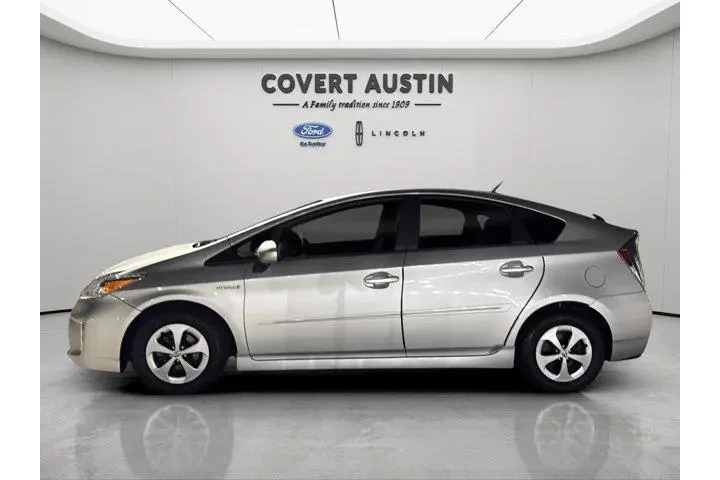 $10267 : Toyota Prius 2015 Two 4dr Ha image 2
