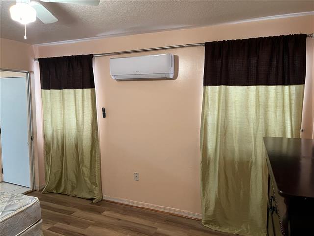 $1250 : Rento apartamento amueblado image 2