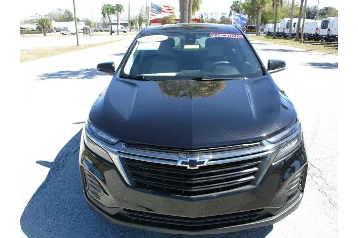 $18695 : Chevrolet Equinox 2023 LS 4d image 2