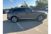 $15999 : Audi Q7 2018 AWD 3.0T quattr thumbnail
