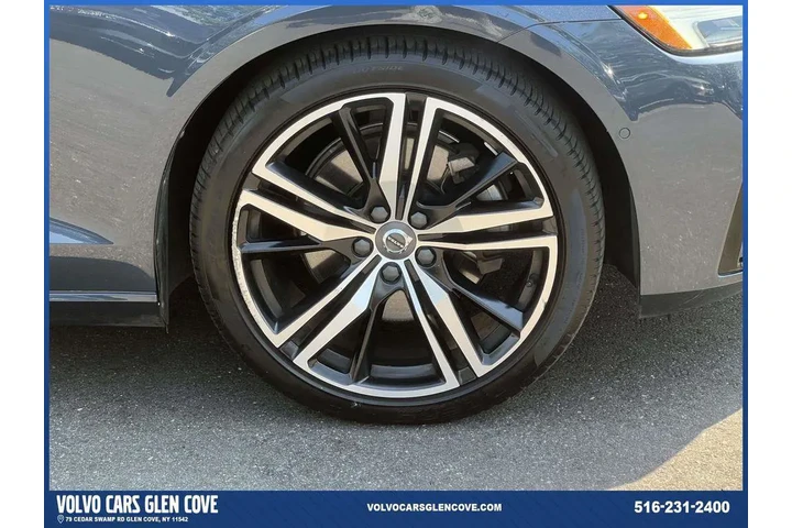 $22000 : Volvo S60 2021 AWD T5 R-Desi image 6