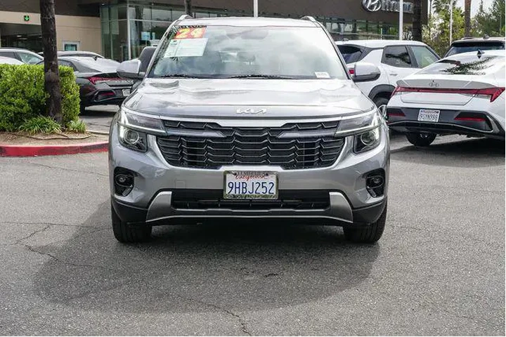 $24000 : Kia Seltos 2024 EX 4dr SUV image 2