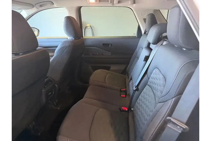 $29984 : Nissan Pathfinder 2025 SV 4d image 9