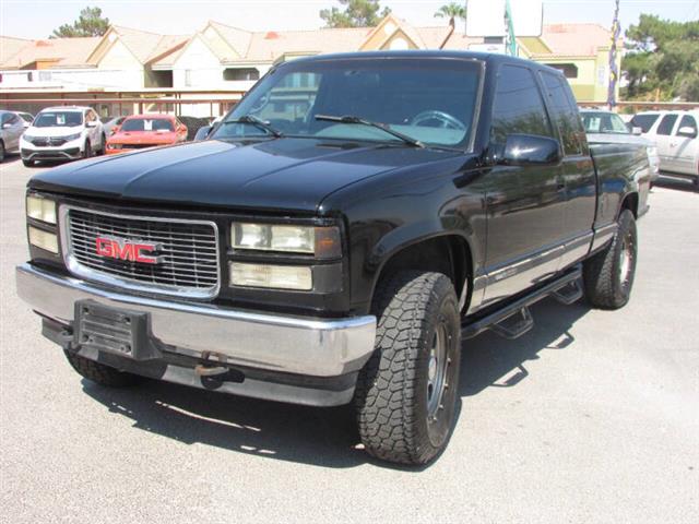 $7995 : 1996 GMC Sierra 1500 SLE image 8