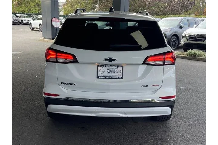 Chevrolet Equinox 2022 4x4 R image 6