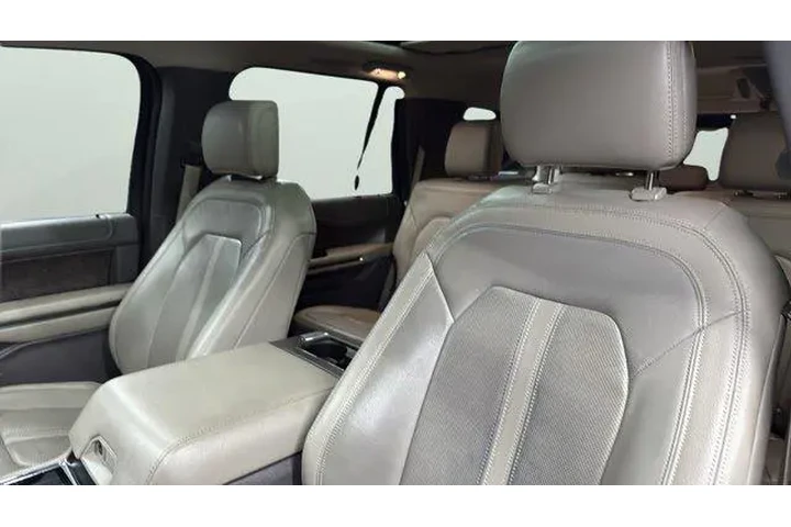 $16853 : Ford Expedition 2018 4x2 Lim image 10