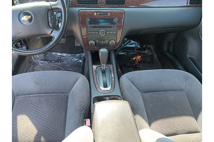 $5000 : 2011 Impala LT FLEET image 9