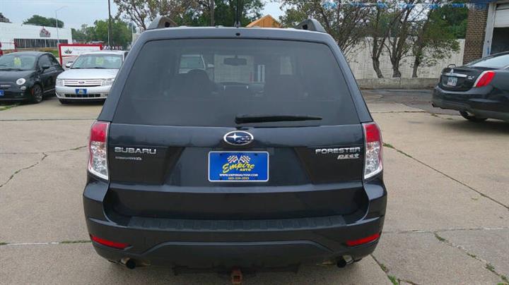 $8999 : 2010 Forester 2.5X Premium image 8