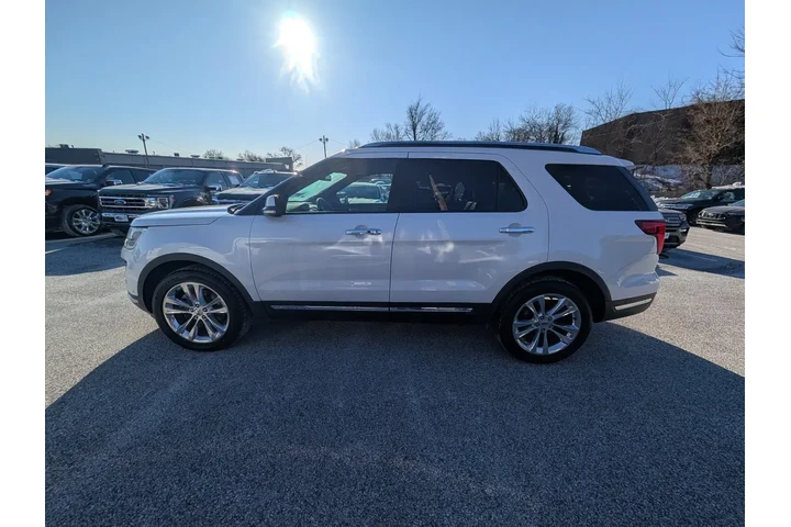 $18500 : Ford Explorer 2019 AWD Limit image 3