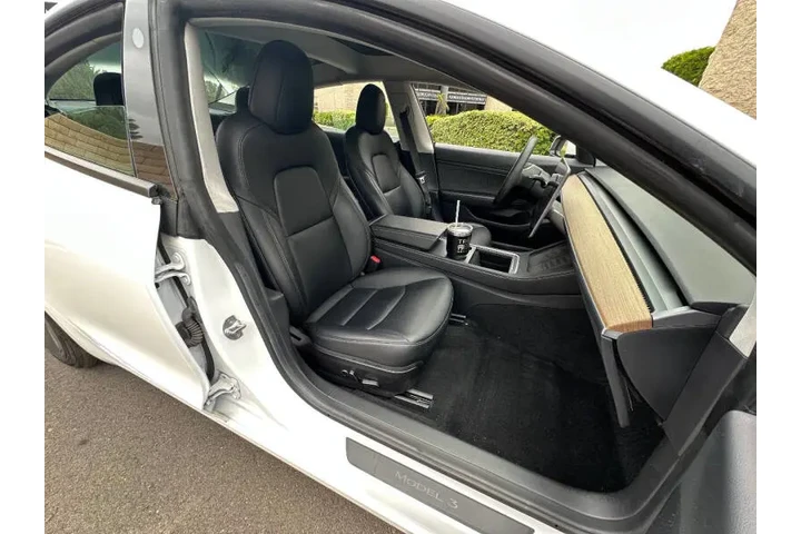 $19999 : 2021 Model 3 Standard Range P image 8