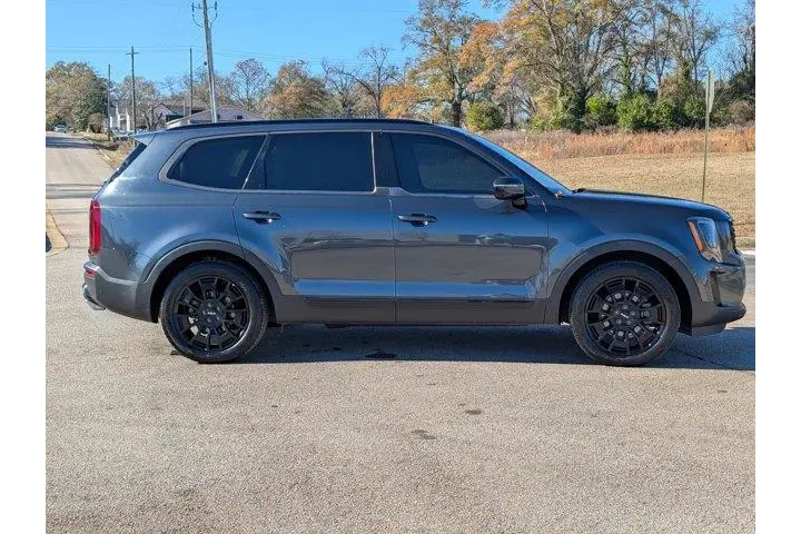 $27999 : Kia Telluride 2022 AWD SX 4d image 6