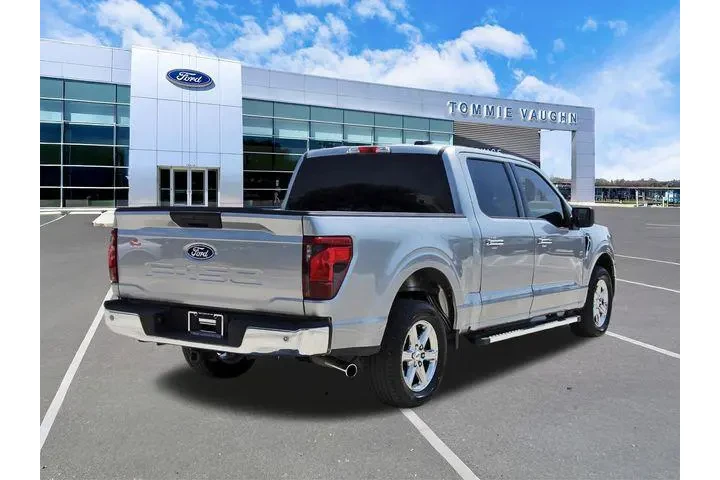 $39492 : Ford F-150 2025 4x2 XLT 4dr image 4