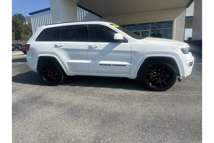 $22950 : Jeep Grand Cherokee WK 2022 image 2