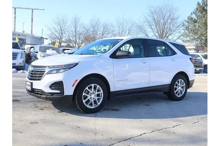 $16770 : Chevrolet Equinox 2022 LS 4d image 5