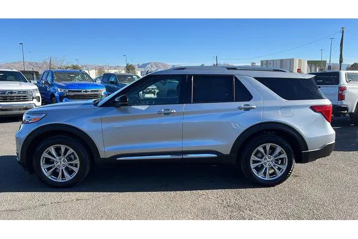 $33984 : Ford Explorer 2023 AWD Limit image 8