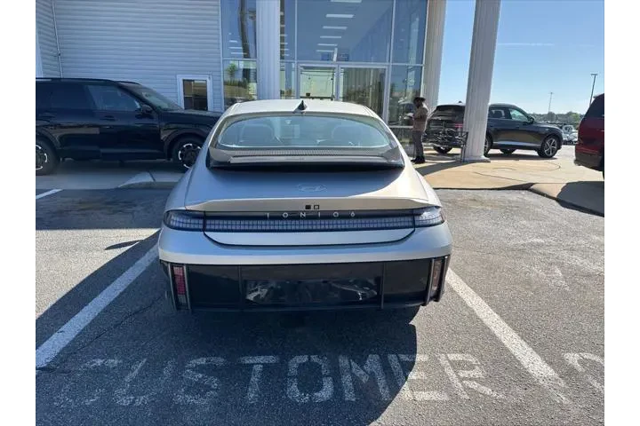 $22691 : Hyundai IONIQ 6 2023 SEL 4dr image 5