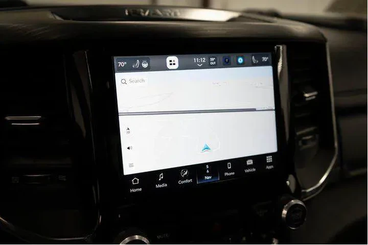 $39525 : Ram 1500 2024 4x4 Laramie 4d image 4