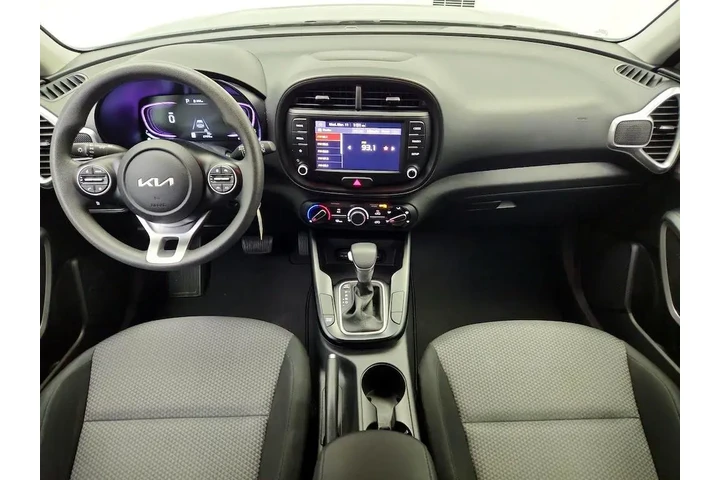 $17998 : Kia Soul 2025 LX 4dr Crossov image 9