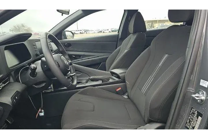 $21991 : Hyundai ELANTRA 2025 SEL Spo image 5