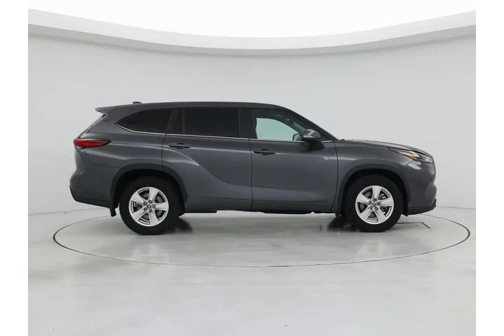 $30998 : Toyota Highlander 2023 AWD L image 7