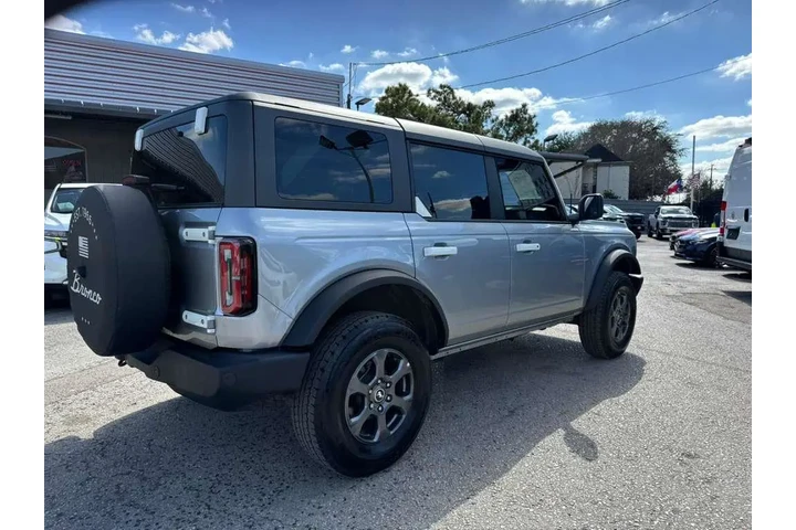 2024 Bronco Big Bend 4-Door image 6