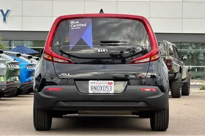 $13900 : Kia Soul 2020 S 4dr Crossove image 7