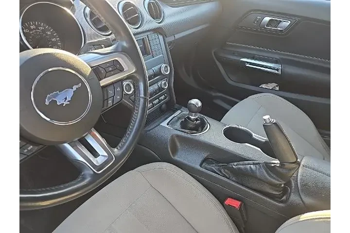 $32455 : Ford Mustang 2020 GT 2dr Fas image 6