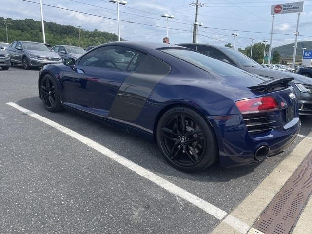 $79998 : PRE-OWNED 2014 AUDI R8 4.2 image 3