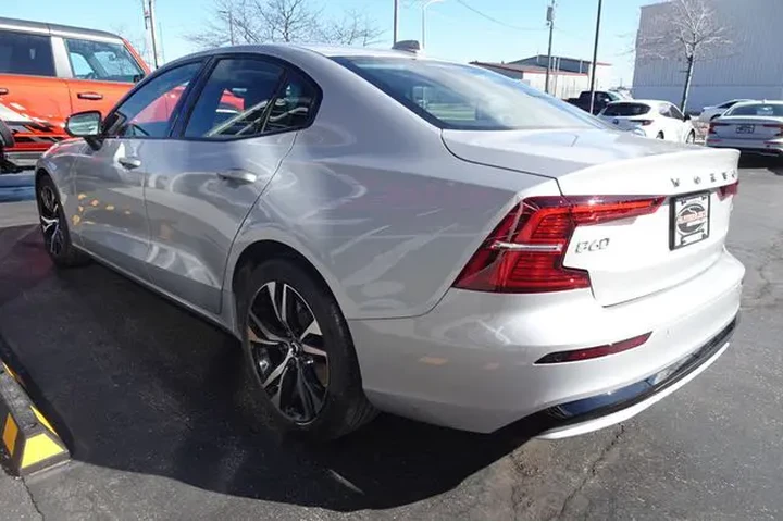 $28999 : 2025 S60 image 6