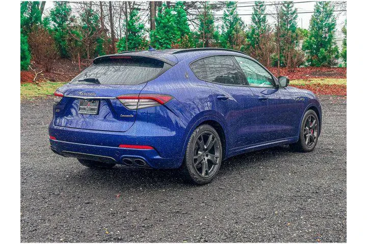 $27795 : Maserati Levante 2021 AWD S image 8