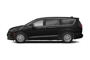 $28997 : Chrysler Pacifica 2024 Touri thumbnail