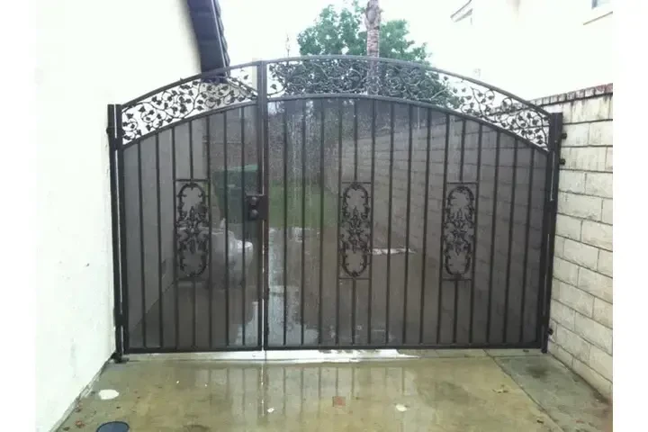 🛠️ IRONWORK – GATES & FENCES image 3