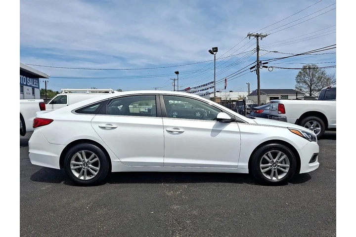 $9600 : 2016 Sonata SE image 7