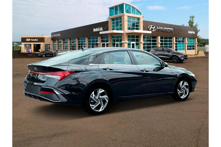 $22900 : Hyundai ELANTRA 2025 Limited image 8