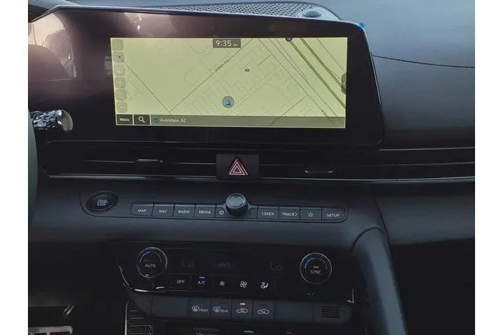$27700 : Hyundai ELANTRA Hybrid 2025 image 9