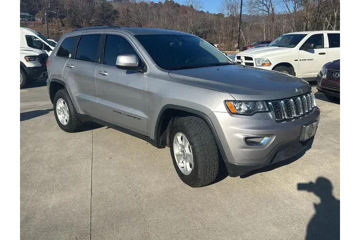 Jeep Grand Cherokee 2017 4x2 image 3