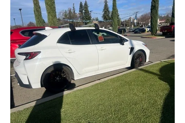 $32725 : Toyota GR Corolla 2024 AWD C image 5