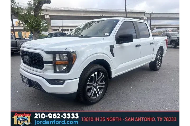 $27925 : Ford F-150 2023 4x2 XL 4dr S image 3