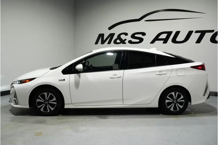 $18035 : 2017 Prius Prime image 5