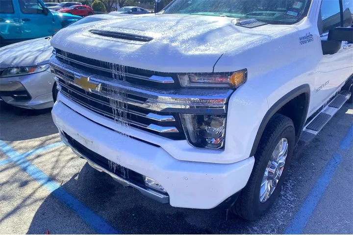 $39998 : Chevrolet Silverado 2500HD 2 image 3